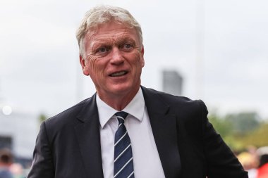 David Moyes 'un Everton teknik direktörü, 18 Ağustos 2025' te İngiltere, Leeds Road 'da oynanan Premier League maçında Leeds United Everton' a karşı geldi.