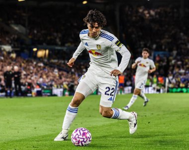 Leeds United takımından Ao Tanaka, 18 Ağustos 2025 'te Leeds Road, Leeds, İngiltere' de oynanan Premier League maçında Everton 'a karşı oynadı.