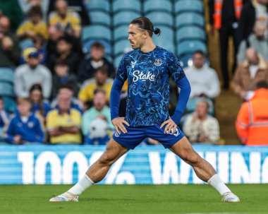 Everton 'dan Jack Grealish Premier League maçında ısınma turunda Leeds United Everton' a karşı Elland Road, Leeds, İngiltere, 18 Ağustos 2025