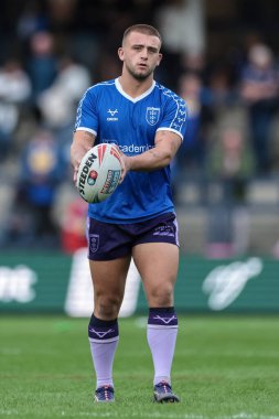 Hull KR takımından Mikey Lewis, Betfred Süper Lig 'in 23' üncü raundunda Leeds Gergedan Hull KR 'a karşı Headingley Stadyumu, Leeds, İngiltere, 21 Ağustos 2025' te oynanan karşılaşma öncesi ısınma maçında