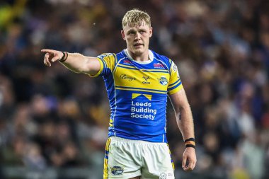 Hull KR 'dan James Batchelor, Betfred Süper Lig 23. Maç Leeds Rhinos-Hull KR maçında takım arkadaşlarına talimat verdi.