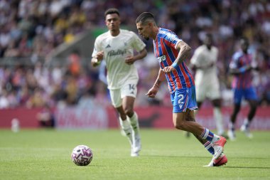 Kristal Saray 'dan Daniel Munoz Premier Lig maçı sırasında Kristal Saray ile Nottingham Ormanı arasındaki Selhurst Park, Londra, 24 Ağustos 2025