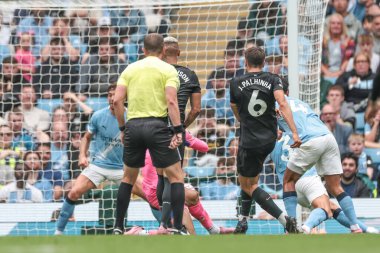 Tottenham Hotspur 'dan Joao Palhinha Premier Lig maçında Manchester City ile Tottenham Hotspur arasında 23 Ağustos 2025' te Etihad Stadyumu 'nda 0-2 berabere kaldı.