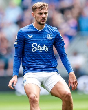 Everton 'dan Kiernan Dewsbury-Hall Premier League maçı sırasında Everton, Brighton ve Hove Albion' a karşı 24 Ağustos 2025 'te Liverpool' daki Hill Dickinson Stadyumu 'nda oynandı.