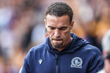 Valerien Ismael, Blackburn Rovers 'ın teknik direktörü Hull City ve Blackburn Rovers maçında 23 Ağustos 2025' te MKM Stadyumu 'nda karşılaştı.