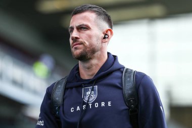 Burnley 'den Martin Dubravka, 23 Ağustos 2025' te Burnley ile Sunderland arasındaki Premier Lig karşılaşması öncesinde stadyuma geldi.