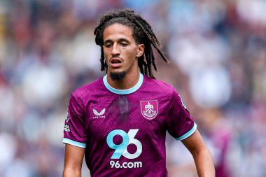 Burnley 'den Hannibal Mejbri Premier Lig maçı sırasında Burnley, Burnley' e karşı Turf Moor, Burnley, İngiltere, 23 Ağustos 2025