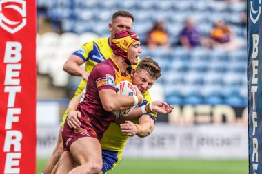 Huddersfield Giants takımından George Flanagan, Betfred Süper Lig 23. Raundu 'nda George Williams ile Accu Stadyumu' nda oynanan Huddersfield Giants vs Warrington Wolves maçında rakibini yendi.