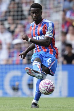 Kristal Saray 'dan Marc Guhi Premier Lig maçı sırasında Nottingham Ormanı' na karşı Kristal Saray, Selhurst Park, Londra, 24 Ağustos 2025