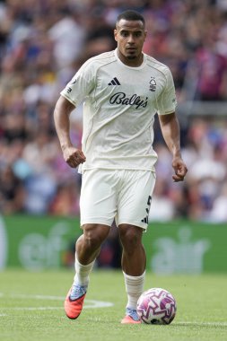 Nottingham Ormanı 'ndan Murillo Premier Lig maçı sırasında Kristal Saray, Nottingham Ormanı' na karşı Selhurst Park, Londra, Birleşik Krallık, 24 Ağustos 2025
