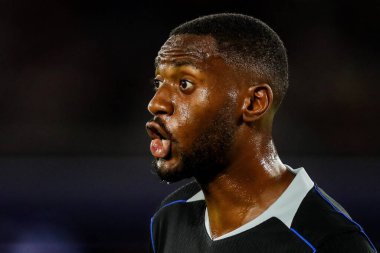 Chelsea 'den Tosin Adarabioyo 22 Ağustos 2025' te Londra 'daki Londra Stadyumu' nda oynanan Premier League karşılaşmasında tepki gösterdi.