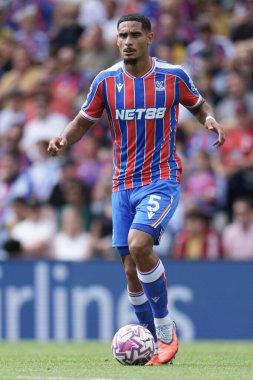 Kristal Saray 'dan Maxence Lacroix Premier Lig maçı sırasında Kristal Saray, Nottingham Ormanı' na karşı Selhurst Park, Londra, Birleşik Krallık, 24 Ağustos 2025