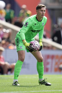 Kristal Saray 'dan Dean Henderson Premier Lig maçı sırasında Kristal Saray, Nottingham Ormanı' na karşı Selhurst Park, Londra, 24 Ağustos 2025