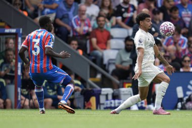 Nottingham Ormanı 'ndan Morgan Gibbs-White Premier League maçı sırasında Kristal Saray, Nottingham Ormanı' na karşı Selhurst Park, Londra, Birleşik Krallık, 24 Ağustos 2025