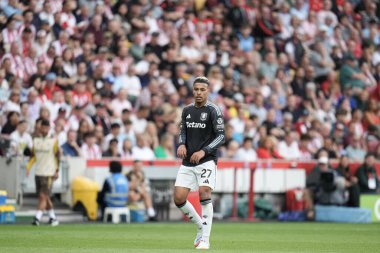 Aston Villaduring the Premier League maçı Brentford-Aston Villa maçında Morgan Rogers, The Gtech Community Stadyumu, Londra, 23 Ağustos 2025