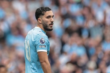 Manchester City - Tottenham Hotspur Premier League maçı sırasında Manchester City 'den Rayan Cherki' nin gömleği 23 Ağustos 2025 'te Etihad Stadyumu' nda giyildi.