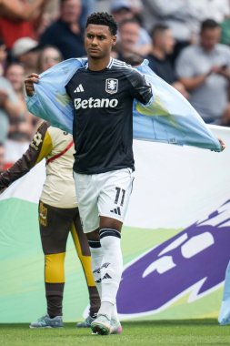 Aston Villa takımından Ollie Watkins Premier Lig maçında Brentford - Aston Villa maçı sırasında Gtech Community Stadyumu, Londra, 23 Ağustos 2025
