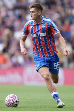 Kristal Saray 'dan Justin Devenny Premier Lig maçı sırasında Kristal Saray, Nottingham Ormanı' na karşı Selhurst Park, Londra, 24 Ağustos 2025