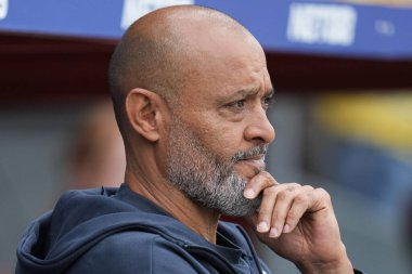 Nuno Espirito Santo Premier League maçı sırasında Nottingham Ormanı Müdürü Kristal Saray, Nottingham Ormanı 'na karşı Selhurst Park, Londra, 24 Ağustos 2025
