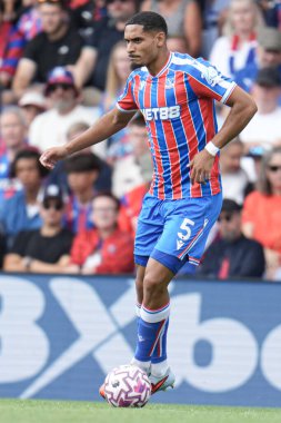 Kristal Saray 'dan Maxence Lacroix Premier Lig maçı sırasında Kristal Saray, Nottingham Ormanı' na karşı Selhurst Park, Londra, Birleşik Krallık, 24 Ağustos 2025