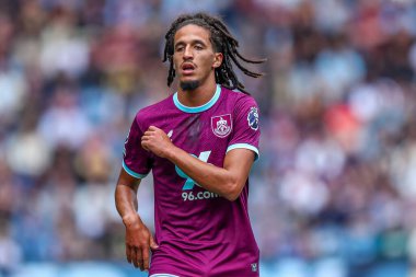 Burnley 'den Hannibal Mejbri Premier Lig maçı sırasında Burnley, Burnley' e karşı Turf Moor, Burnley, İngiltere, 23 Ağustos 2025
