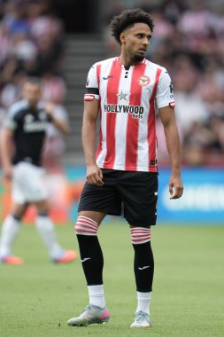 Brentford 'dan Kevin Schade Premier League maçı sırasında Brentford, Aston Villa' ya karşı The Gtech Community Stadyumu, Londra, 23 Ağustos 2025