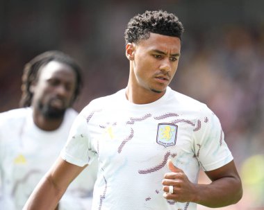 Aston Villa 'dan Ollie Watkins Premier Lig karşılaşması öncesinde Brentford, Aston Villa' ya karşı Gtech Community Stadyumu, Londra, 23 Ağustos 2025