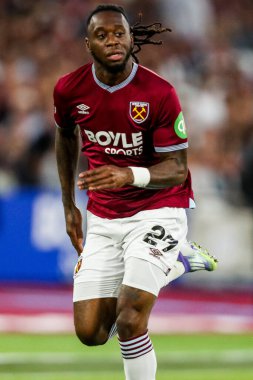 West Ham United takımından Aaron Wan-Bissaka 22 Ağustos 2025 'te Londra' daki Londra Stadyumu 'nda oynanan Premier League maçında Chelsea' ye karşı oynadı.