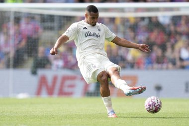 Nottingham Ormanı 'ndan Murillo Premier Lig maçı sırasında Kristal Saray, Nottingham Ormanı' na karşı Selhurst Park, Londra, Birleşik Krallık, 24 Ağustos 2025