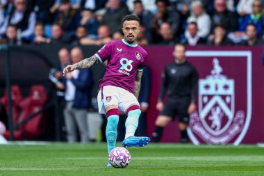 Burnley 'den Quilindschy Hartman Premier Lig maçında topu geçti Burnley - Sunderland Turf Moor, Burnley, Birleşik Krallık, 23 Ağustos 2025