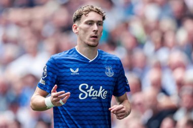 Everton 'dan James Garner Premier Lig karşılaşmasında Everton, Brighton ve Hove Albion' a karşı Hill Dickinson Stadyumu, Liverpool, 24 Ağustos 2025