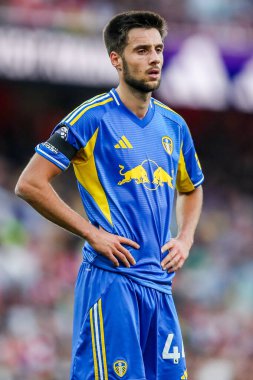 Leeds United takımından Llia Gruev, 23 Ağustos 2025 'te Birleşik Krallık, Londra' daki Emirates Stadyumu 'nda oynanan Premier Lig karşılaşmasında görülüyor.