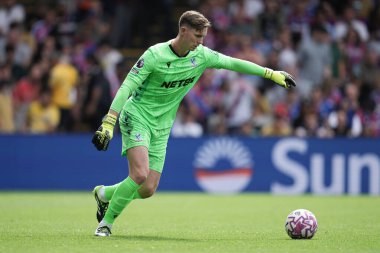 Kristal Saray 'dan Dean Henderson Premier Lig maçı sırasında Kristal Saray, Nottingham Ormanı' na karşı Selhurst Park, Londra, 24 Ağustos 2025