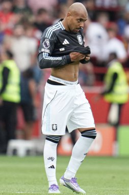 Aston Villa takımından Donyell Malen Premier Lig maçında Brentford - Aston Villa maçı sırasında Gtech Community Stadyumu, Londra, 23 Ağustos 2025