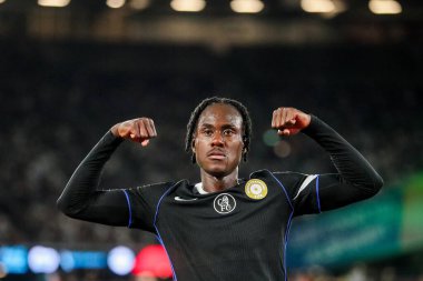 Chelsea 'li Trevoh Chalobah, 22 Ağustos 2025' te Londra 'daki Londra Stadyumu' nda oynanan Premier League maçında 1-5 'lik galibiyet golünü kutluyor.