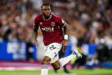 West Ham United takımından Aaron Wan-Bissaka 22 Ağustos 2025 'te Londra' daki Londra Stadyumu 'nda oynanan Premier League maçında Chelsea' ye karşı oynadı.