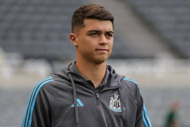 Newcastle Untie takımından Lewis Miley, Premier League maçı sırasında St.James 's Park, Newcastle, İngiltere' de oynanan Newcastle United maçına geldi.