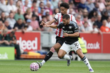 Premier Lig maçı sırasında Brentford, Aston Villa 'ya karşı Gtech Community Stadyumu, Londra, 23 Ağustos 2025