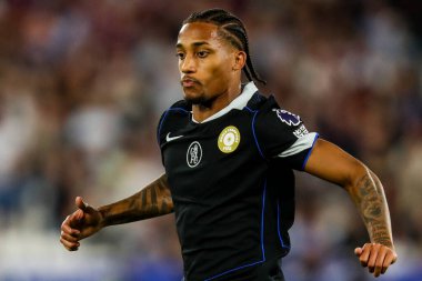 Chelsea 'den Joao Pedro Premier Lig maçı sırasında Londra, Londra' daki Chelsea Stadyumu 'nda West Ham United' a karşı, 22 Ağustos 2025