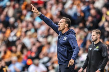  Blackburn Rovers 'ın Valerien Ismael teknik direktörü takımına 21 Ağustos 2025' te MKM Stadyumu 'nda Hull City - Blackburn Rovers maçında talimat verdi.