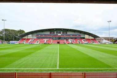Highbury Stadyumu 'nun genel zemin manzarası, Fleetwood Town FC maçında Fleetwood Town, Oldham Athletic' e karşı 23 Ağustos 2025 'te Highbury Stadyumu, Fleetwood, Birleşik Krallık.