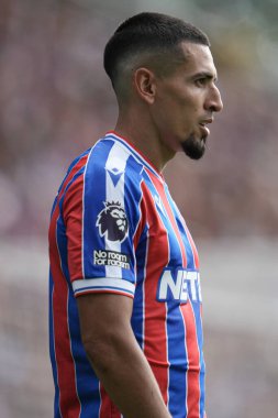 Kristal Saray 'dan Daniel Munoz Premier Lig maçı sırasında Kristal Saray ile Nottingham Ormanı arasındaki Selhurst Park, Londra, 24 Ağustos 2025