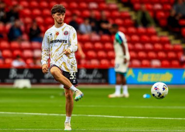 Sheffield United takımından Owen Hampson, maç öncesi ısınma maçında Sheffield United 'a karşı Millwall Bramall Lane, Sheffield, İngiltere, 23 Ağustos 2025