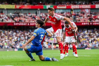 Arsenal 'den Viktor Gyokeres, 23 Ağustos 2025' te İngiltere 'nin başkenti Londra' daki Emirates Stadyumu 'nda oynanan Premier League maçında 3-0 berabere kaldı.