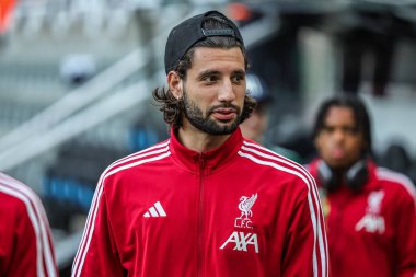 Liverpool 'dan Dominik Szoboszlai, Premier Lig karşılaşması sırasında St.James' s Park, Newcastle, 25 Ağustos 2025 'te Liverpool' a geldi.