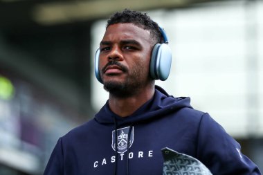 Burnley 'den Lyle Foster, Burnley, Burnley, Birleşik Krallık' ın Turf Moor kentinde oynanan Premier League karşılaşması öncesinde stadyuma geldi.