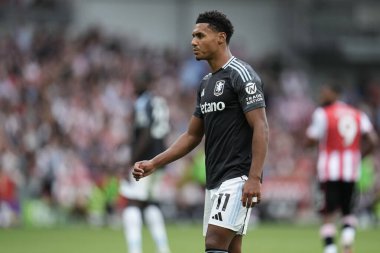 Aston Villa takımından Ollie Watkins Premier Lig maçında Brentford - Aston Villa maçı sırasında Gtech Community Stadyumu, Londra, 23 Ağustos 2025