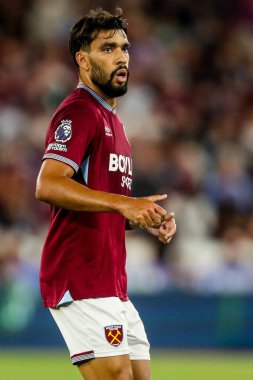 West Ham United takımından Lucas Paqueta 22 Ağustos 2025 'te Londra' daki Londra Stadyumu 'nda oynanan Premier League maçında Chelsea' ye karşı maç yaptı.
