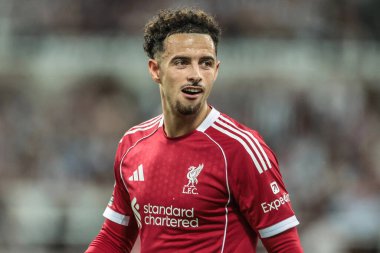 Liverpool 'dan Curtis Jones Premier League maçı sırasında Newcastle United, Liverpool' a karşı St. James 's Park, Newcastle, İngiltere, 25 Ağustos 2025