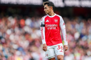 Arsenal 'den Martin Zubimendi, 23 Ağustos 2025' te Birleşik Krallık 'taki Emirates Stadyumu' nda oynanan Premier Lig karşılaşmasında görülüyor.